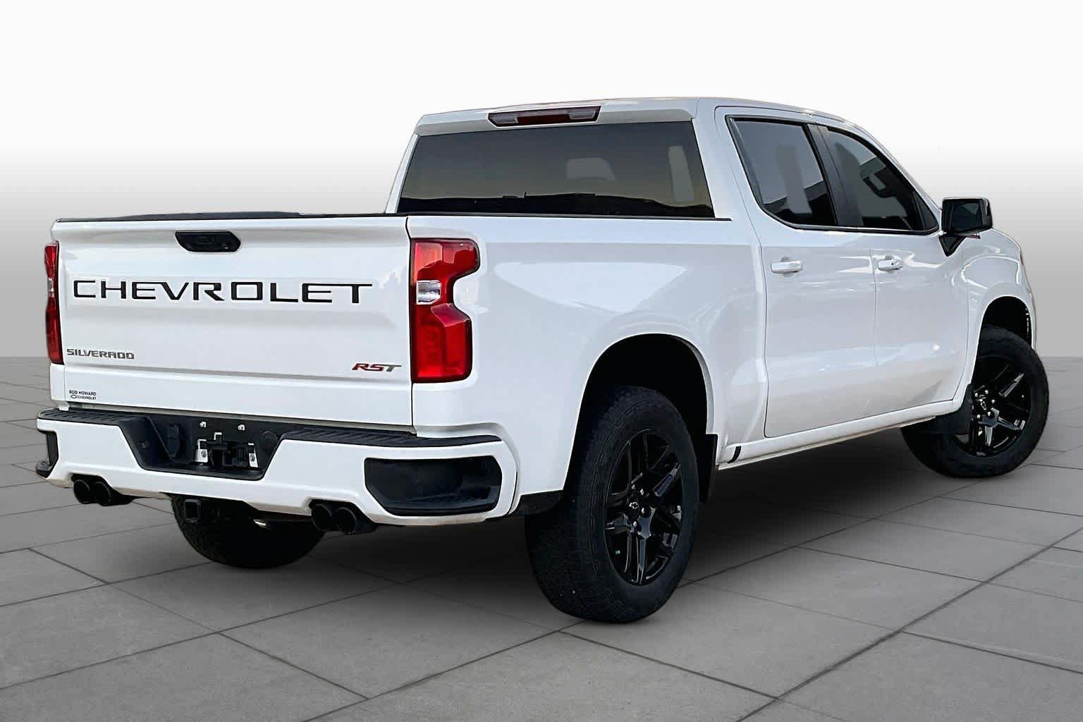 Used 2025 Chevrolet Silverado 1500 RST AWD/4WD image 14