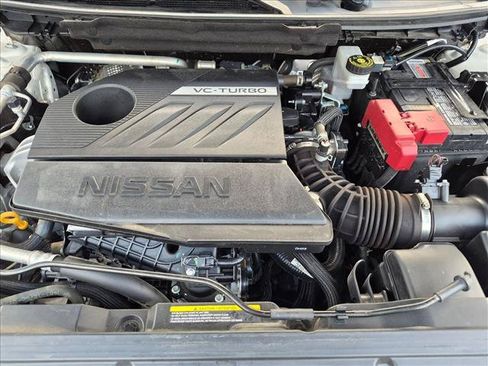 Used 2024 Nissan Rogue SV FWD image 22
