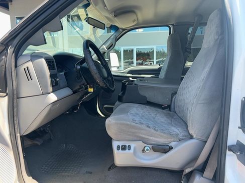 Used 1999 Ford F250 XLT AWD/4WD image 15