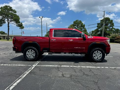 Used 2021 GMC Sierra 2500 Denali w/ Technology Package AWD/4WD image 5