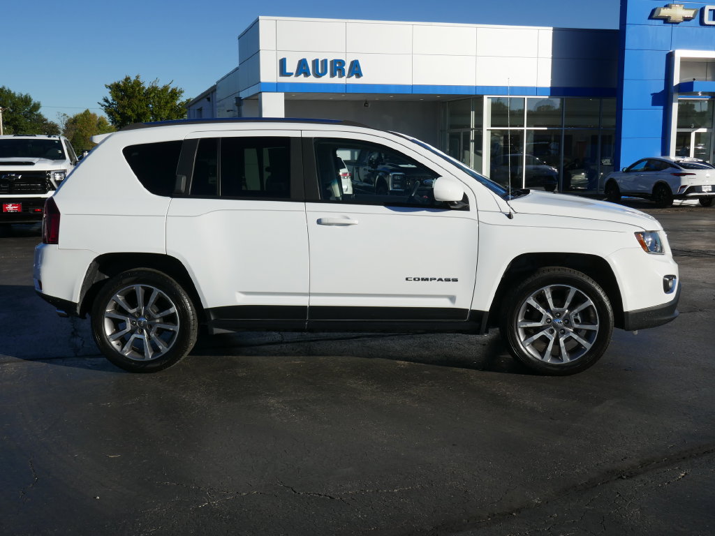 Used 2016 Jeep Compass High Altitude FWD image 5