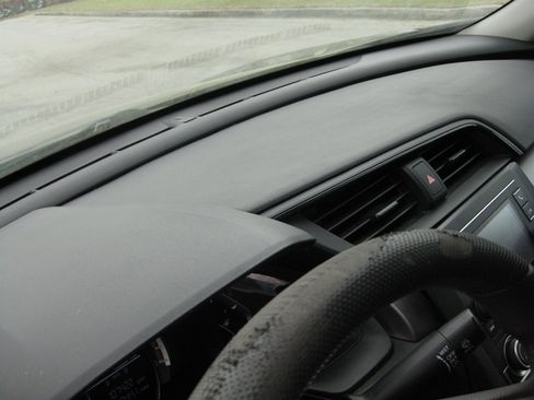 Used 2017 Honda Civic LX image 18