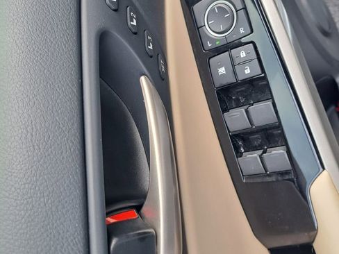 Used 2019 Lexus IS 300 AWD w/ Navigation Package image 24