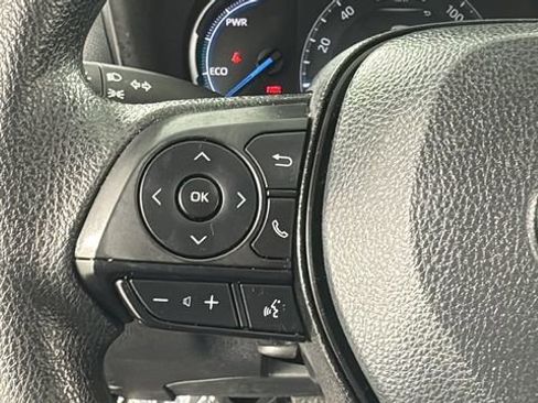 Used 2024 Toyota RAV4 LE image 21