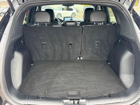 Used 2025 Ford Escape ST-Line Select AWD/4WD image 5