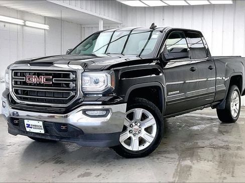 Used 2016 GMC Sierra 1500 SLE w/ SLE Value Package AWD/4WD image 2