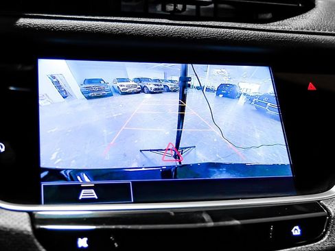 Used 2025 Cadillac XT5 Premium Luxury FWD image 23