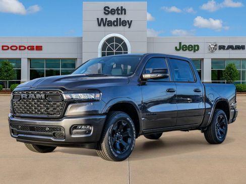 New 2026 RAM 1500 4x4 Crew Cab image 3