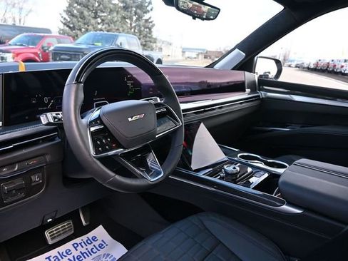Used 2026 Cadillac Escalade V image 24