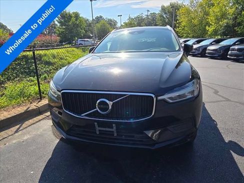 Used 2020 Volvo XC60 T6 Momentum AWD/4WD image 2