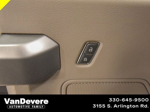 Used 2017 Ford F150 XLT w/ Equipment Group 302A Luxury image 18