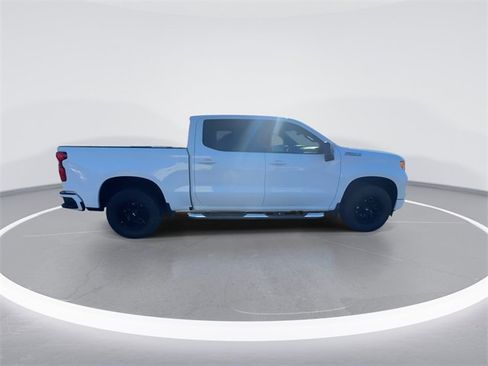 Used 2023 Chevrolet Silverado 1500 RST w/ Z71 Off-Road Package image 9