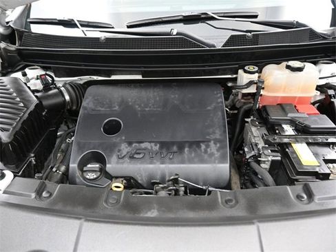 Used 2020 Chevrolet Traverse LT w/ LT Premium Package image 31