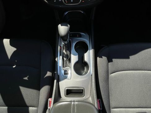 Used 2024 Chevrolet Malibu LT image 20