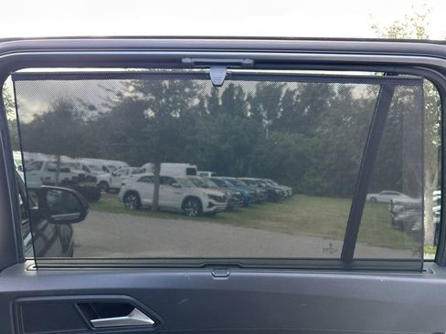 Used 2022 Volkswagen Atlas SE w/ Panoramic Sunroof Package image 43