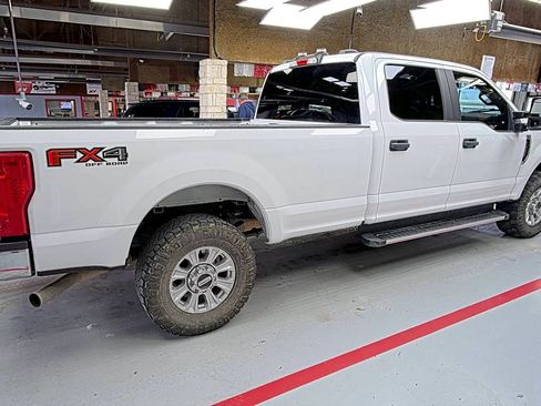 Used 2022 Ford F250 XL w/ STX Appearance Package AWD/4WD image 3