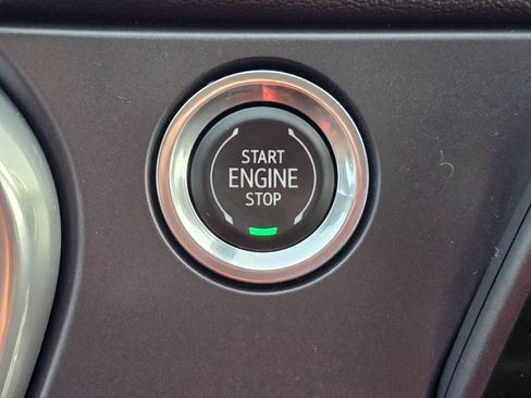 Used 2020 Chevrolet Blazer LT AWD/4WD image 19