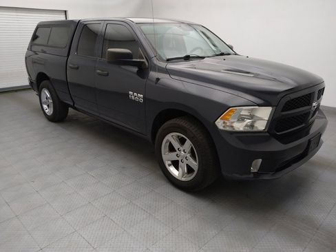 Used 2017 RAM 1500 Express RWD image 11