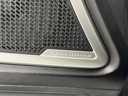 Used 2021 Kia Telluride EX w/ EX Premium Package image 28