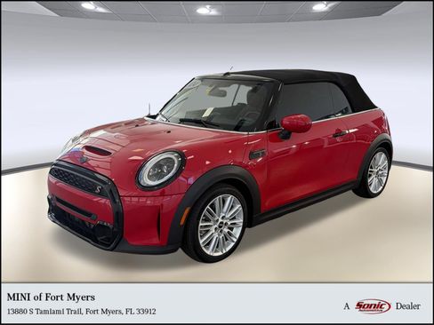 Used 2024 MINI Cooper S w/ Signature Upholstery Package FWD image 1