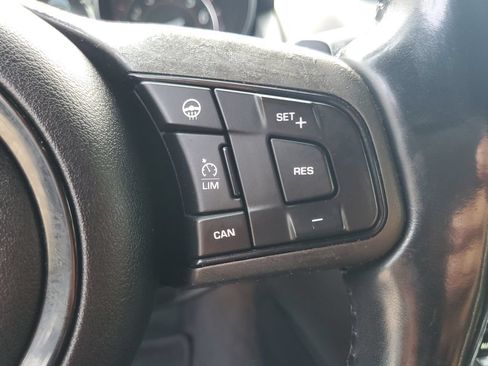 Used 2016 Jaguar F-TYPE Convertible RWD image 16