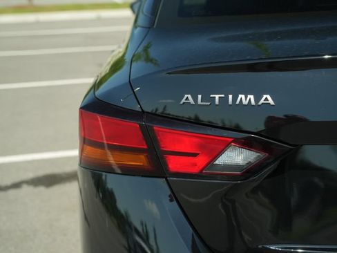 Used 2023 Nissan Altima 2.5 SV w/ SV Premium Package FWD image 43