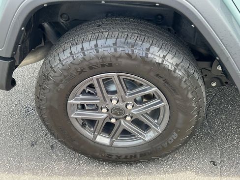 Used 2024 Jeep Wrangler Unlimited Sport AWD/4WD image 18