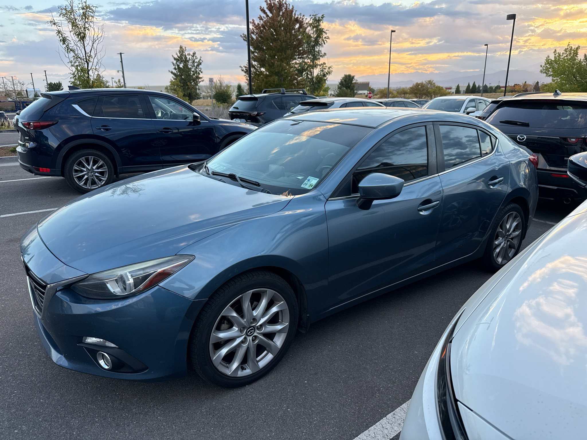 Used 2015 MAZDA MAZDA3 s Grand Touring FWD image 3