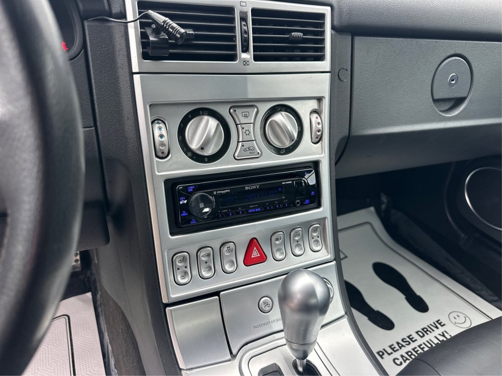 Used 2005 Chrysler Crossfire Limited RWD image 22