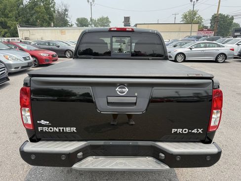 Used 2018 Nissan Frontier PRO-4X AWD/4WD image 4