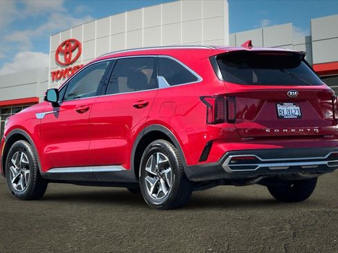 Used 2021 Kia Sorento S FWD image 5