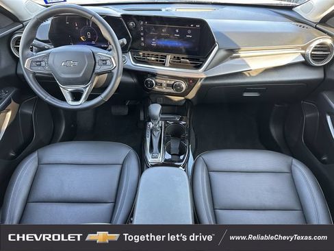 Used 2024 Chevrolet Trax ACTIV w/ Driver Confidence Package FWD image 11