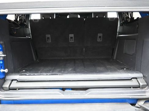 Used 2022 Ford Bronco Wildtrak AWD/4WD image 30