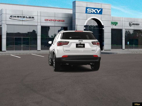 New 2026 Jeep Compass Latitude image 16