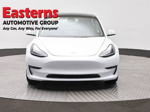 Used 2022 Tesla Model 3 Long Range AWD/4WD image 2
