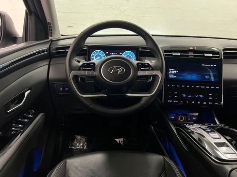 Used 2024 Hyundai Tucson Limited image 15