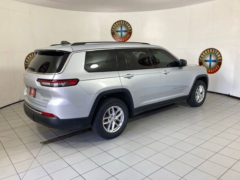 Used 2023 Jeep Grand Cherokee L Laredo w/ Luxury Tech Group I AWD/4WD image 19