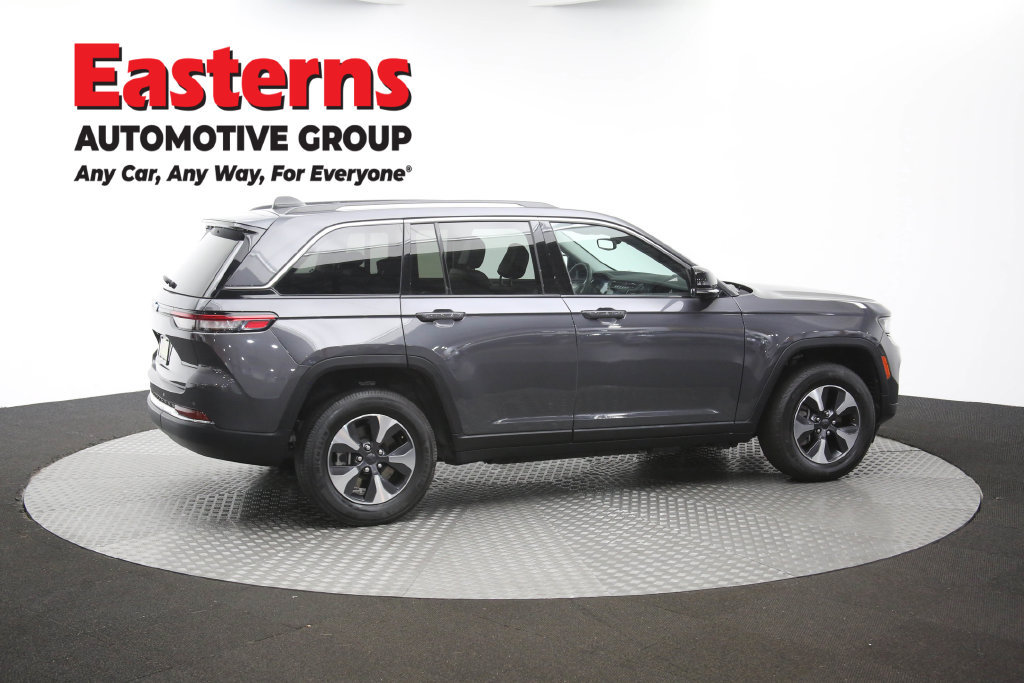 Used 2023 Jeep Grand Cherokee 4WD 4xe image 49