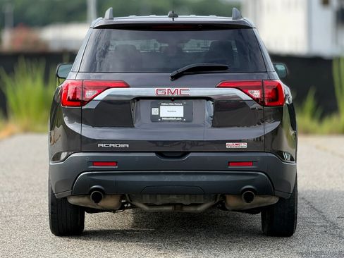 Used 2017 GMC Acadia SLE w/ Driver Alert Package I AWD/4WD image 4