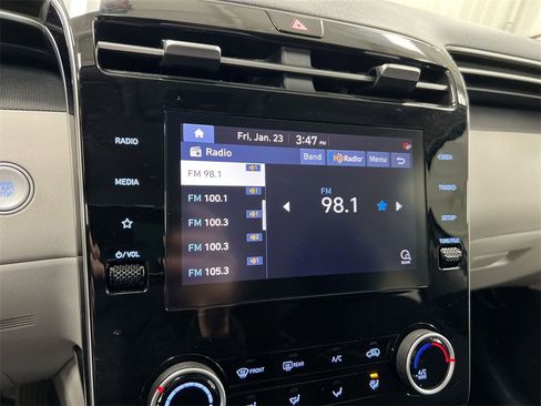 Used 2022 Hyundai Tucson SEL image 14