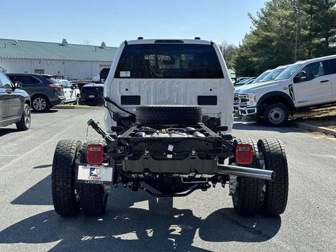 New 2025 Ford F450 XL w/ XL Chrome Package image 3