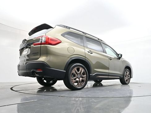 Certified 2025 Subaru Ascent Bronze Edition AWD/4WD image 43