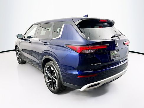 Used 2024 Mitsubishi Outlander SE FWD image 5