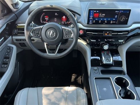 Used 2026 Acura MDX w/ Technology Package image 12