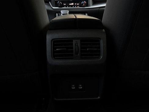Used 2025 Nissan Rogue SV FWD image 13