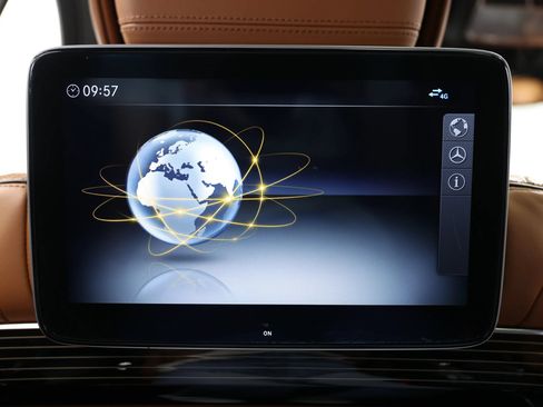 Used 2019 Mercedes-Benz Maybach S 560 4MATIC image 69