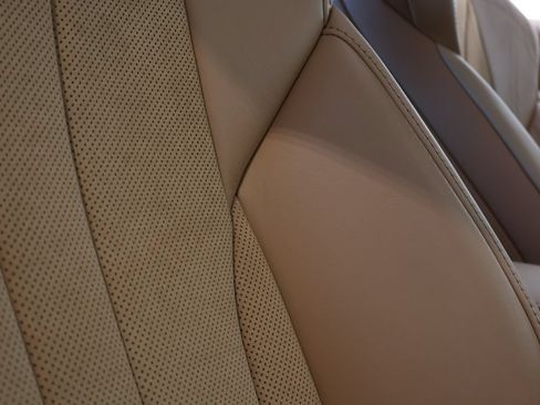 Used 2018 Lexus LC 500 Coupe w/ Sport Package RWD image 25