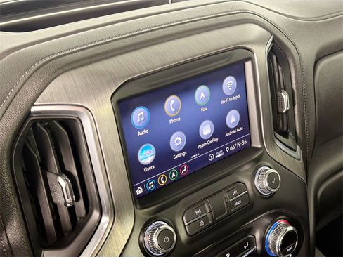 Used 2020 GMC Sierra 2500 Denali w/ Denali Ultimate Package image 14