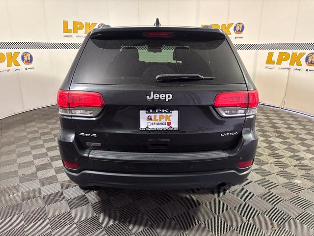 Used 2016 Jeep Grand Cherokee Laredo w/ Quick Order Package 23E AWD/4WD image 4