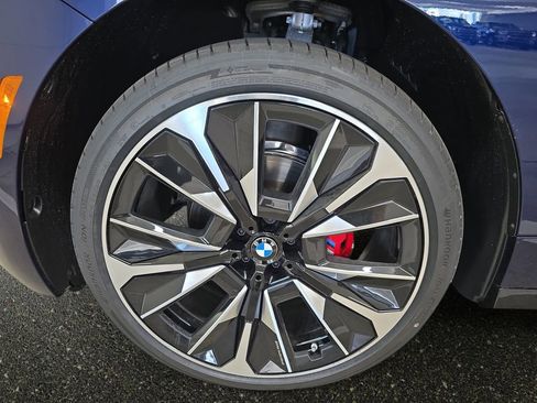 New 2026 BMW iX xDrive60 w/ M Sport Package image 21